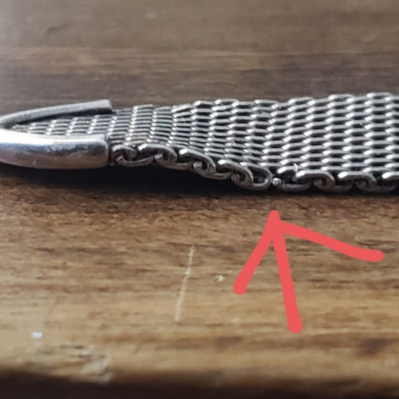 Tiffany Mesh Heart Buckle Bracelet - Picture 4 of 15